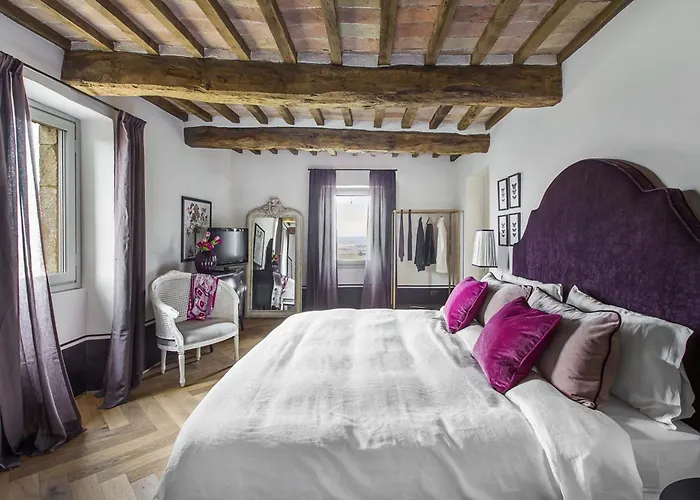 - Viola Villa *